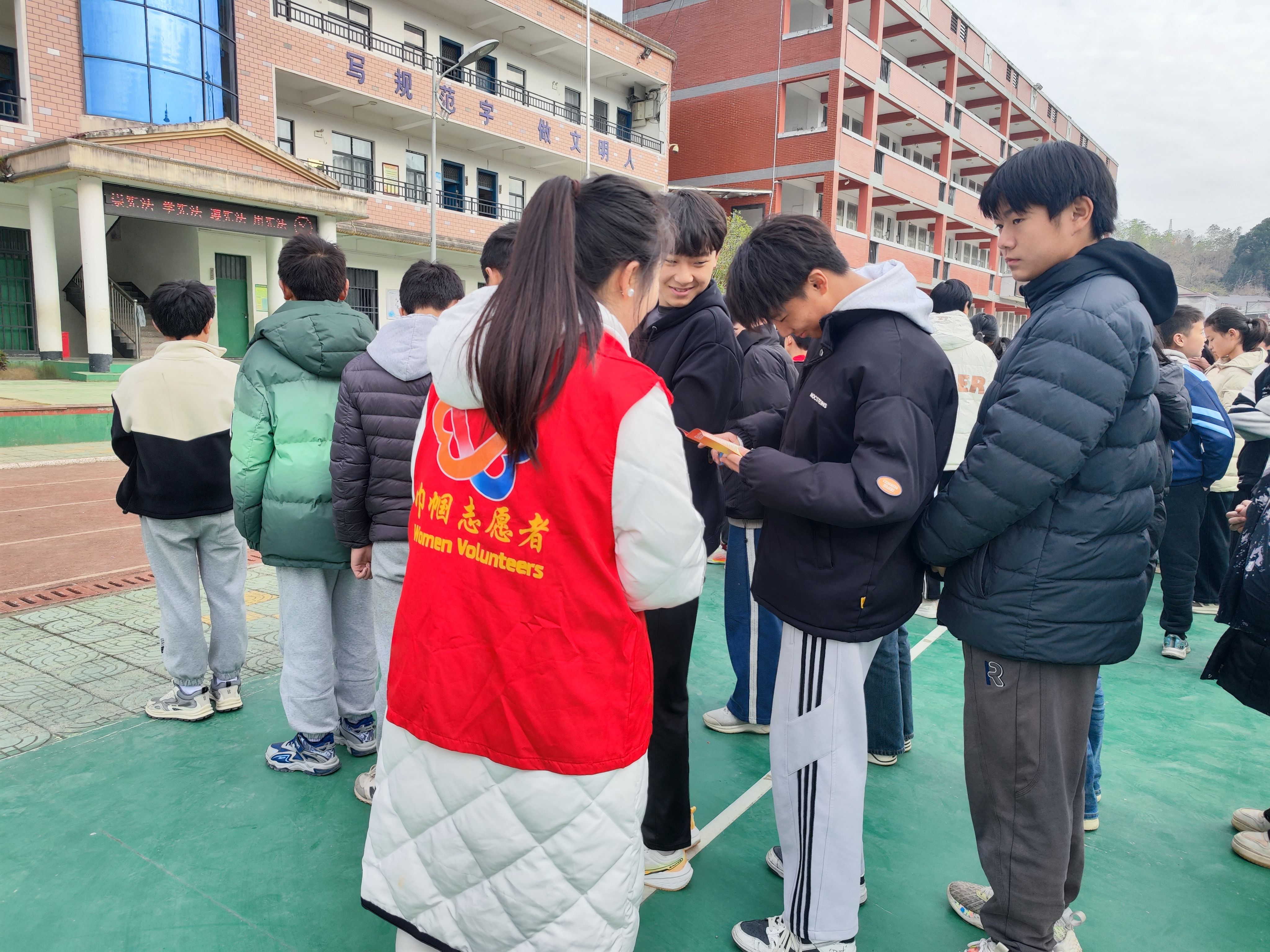 1734233942787078977.jpg 7c1a8390ed61c255d26ba50f4f5132c(1).jpg